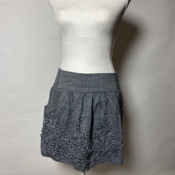 NEW STOOSHY Women Gray Chambray Elastic Waist Shag Applique Mini Skirt w Pockets - Picture 8 of 10